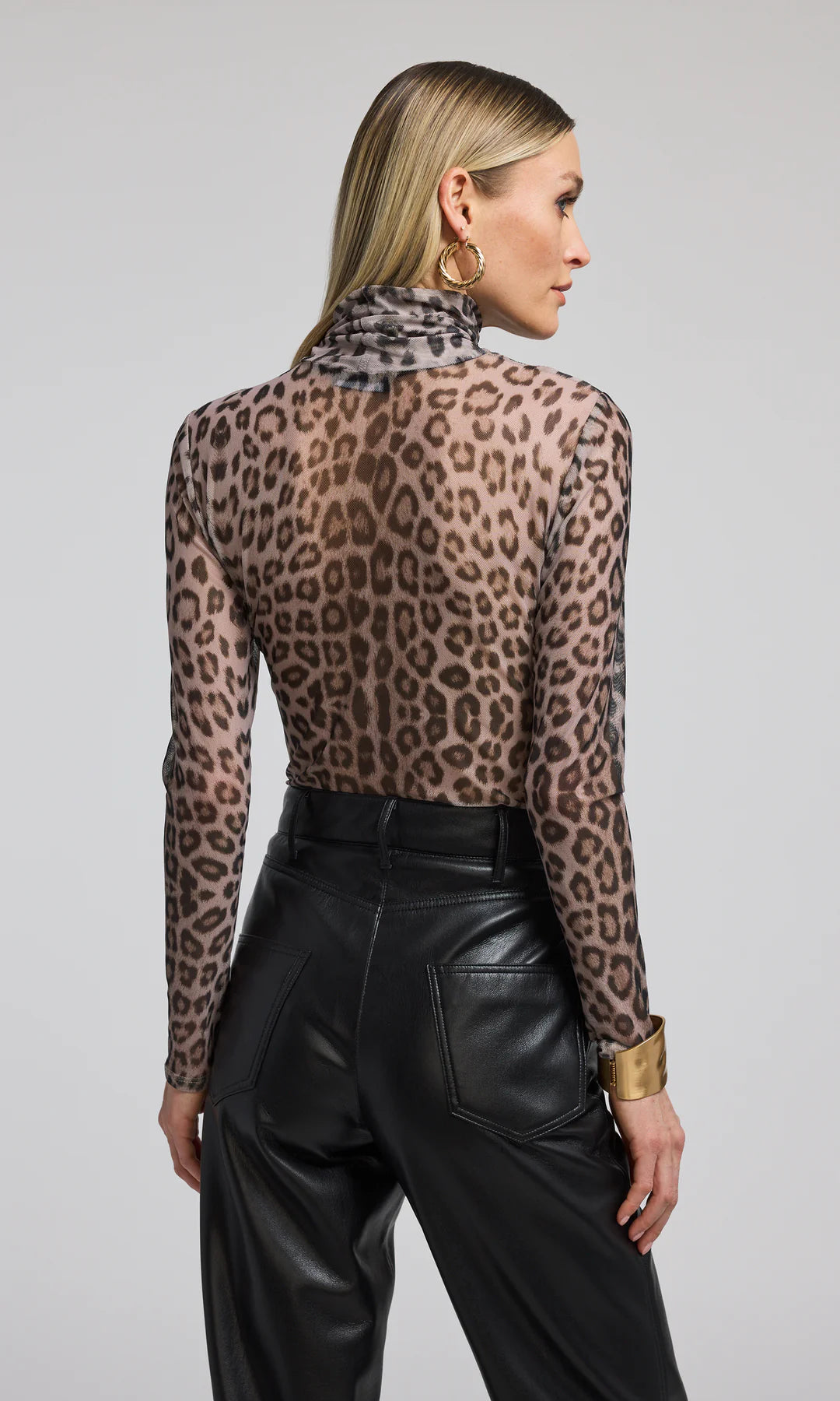 Tyla leo Mesh Top in Leopard