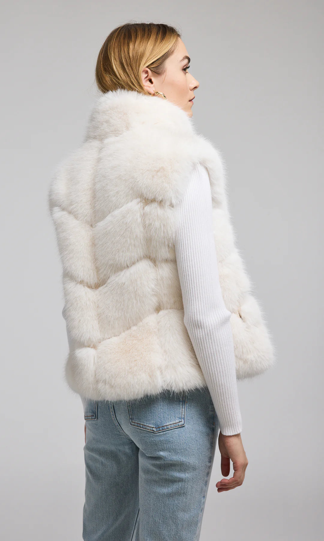 Rosario Faux Fur Vest in White